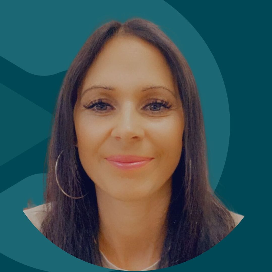 Leigh: Business Head Of Operations at Carbon and Finch