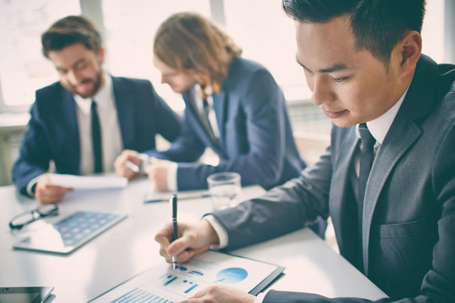 Manager with graphs